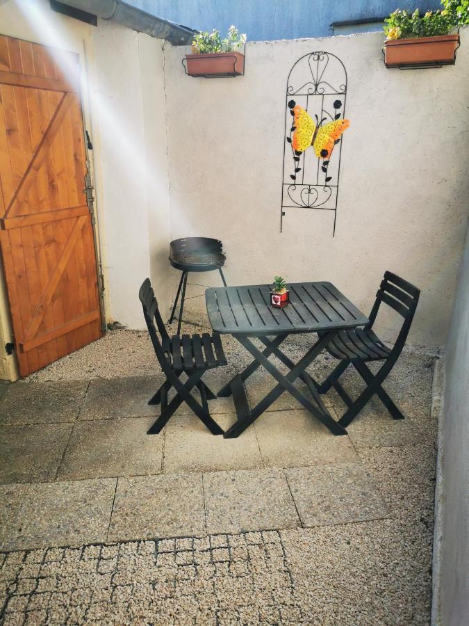 Studio très agréable totalement indépendant dans maison avec cour sans vis à vis Villa Vittel Exterior foto